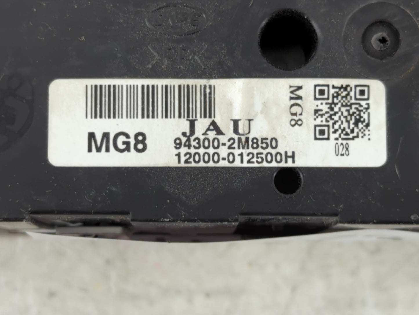 2009-2014 Hyundai Genesis Climate Control Module Temperature AC/Heater Replacement P/N:94300-2M850 Fits OEM Used Auto Parts