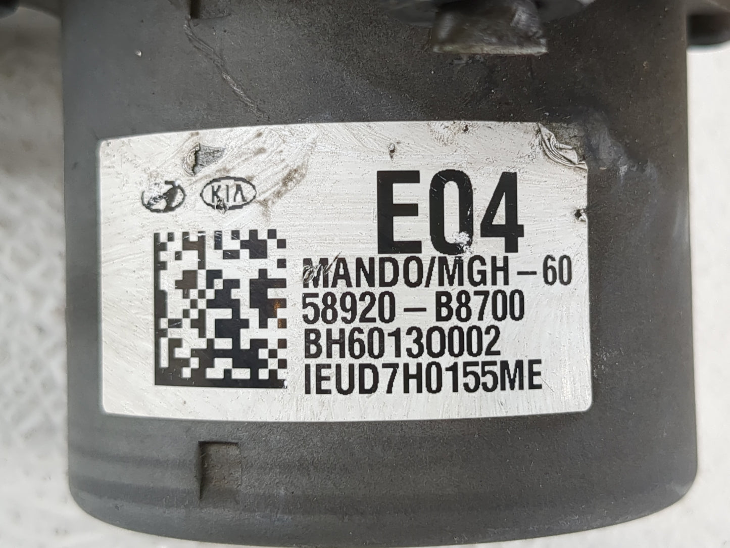 2013-2016 Hyundai Santa Fe ABS Pump Control Module Replacement P/N:58920-B8700 Fits Fits 2013 2014 2015 2016 OEM Used Auto P