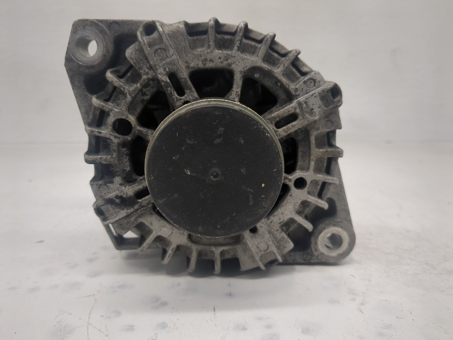 2013 Hyundai Santa Fe Alternator Replacement Generator Charging Assembly Engine OEM P/N:2612490 B 37300-2G850 Fits Fits 2014