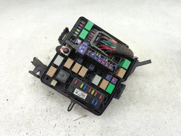 2013 Hyundai Santa Fe Fusebox Fuse Box Panel Relay Module P/N:91956-00001 91951-2W000 Fits OEM Used Auto Parts