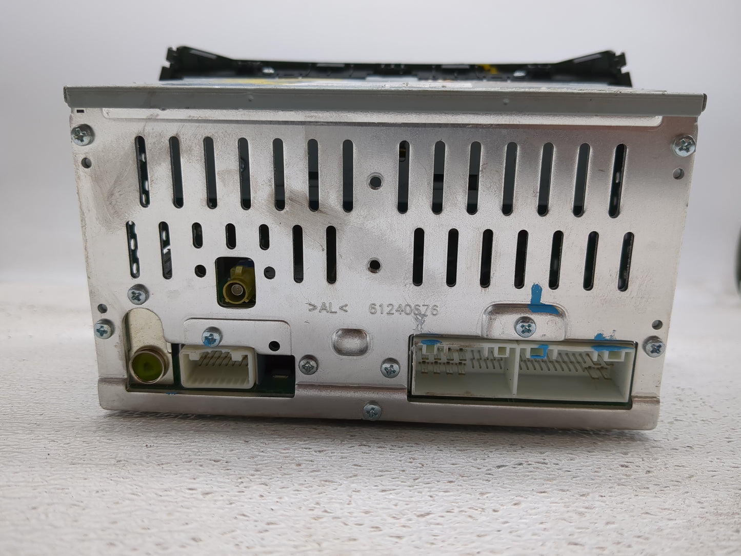 2013-2014 Hyundai Santa Fe Radio AM FM Cd Player Receiver Replacement P/N:961804Z1004X Fits Fits 2013 2014 OEM Used Auto Par