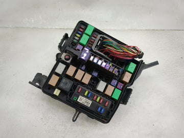 2013 Hyundai Santa Fe Fusebox Fuse Box Panel Relay Module P/N:91951-2W000 91956-00001, 39160-3T110 Fits OEM Used Auto Parts