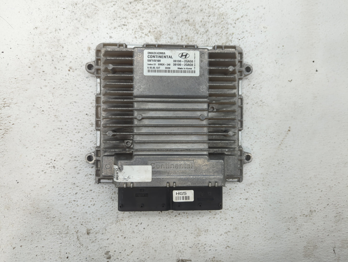 2013 Hyundai Santa Fe PCM Engine Control Computer ECU ECM PCU OEM P/N:39100-2GAG0 39130-2GAG0, 39130-2GAG5, 39130-2GAG1 Fits