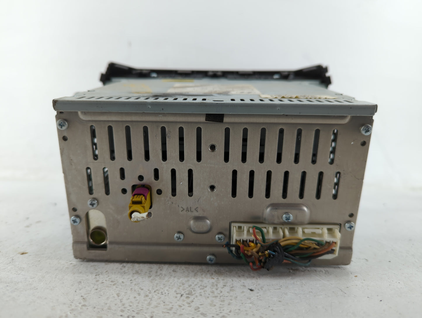 2013-2016 Hyundai Santa Fe Am Fm Cd Player Radio Receiver 456939 - Oemusedautoparts1.com