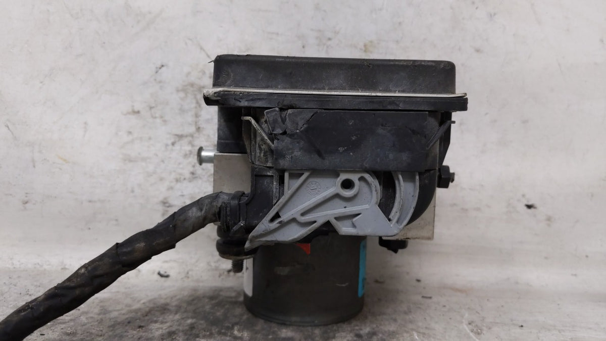 2011-2013 Hyundai Sonata Anti-Lock Brake ABS Pump Module Actuator OEM P/N:0 265 238 094 58920-3Q500 Fits Fits 2011 2012 2013