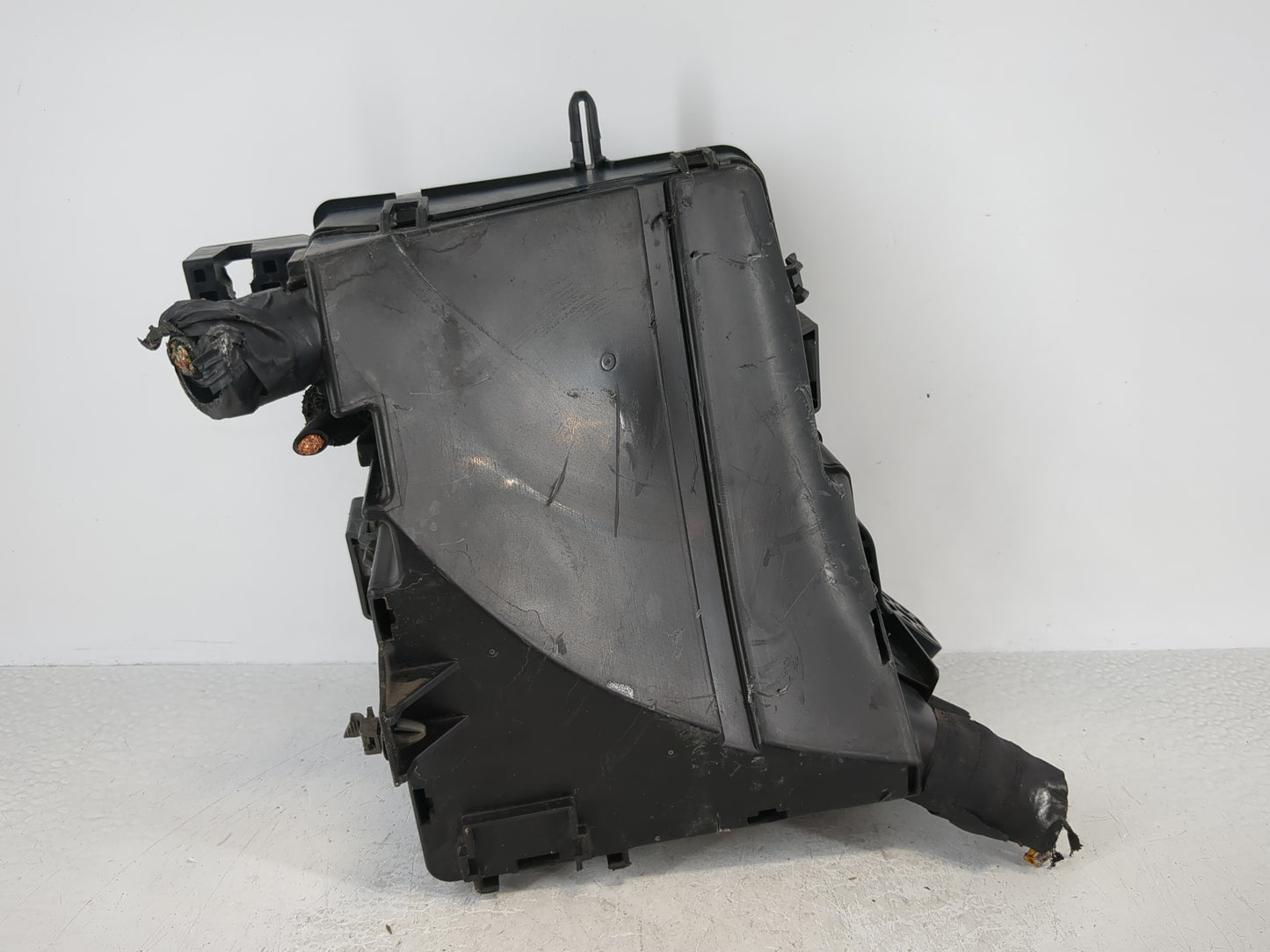 2011-2014 Hyundai Sonata Fusebox Fuse Box Panel Relay Module P/N:91950-3S711 Fits Fits 2011 2012 2013 2014 OEM Used Auto Par