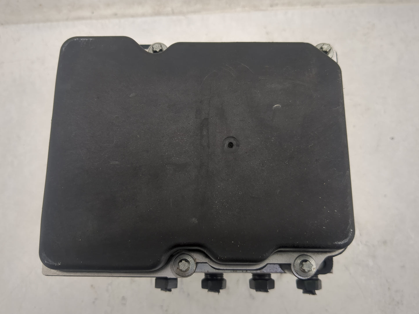 2011-2013 Hyundai Sonata ABS Pump Control Module Replacement P/N:58920-30500 0 265 238 094 Fits Fits 2011 2012 2013 OEM Used