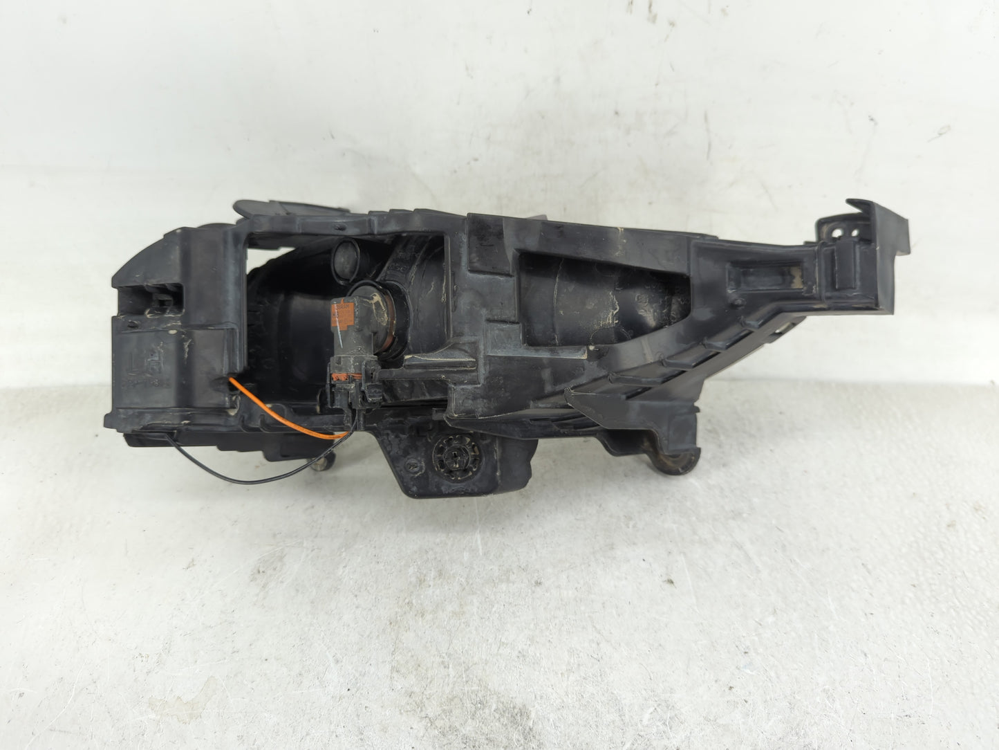 2011-2013 Hyundai Sonata Driver Left Oem Front Light Lamp - Oemusedautoparts1.com