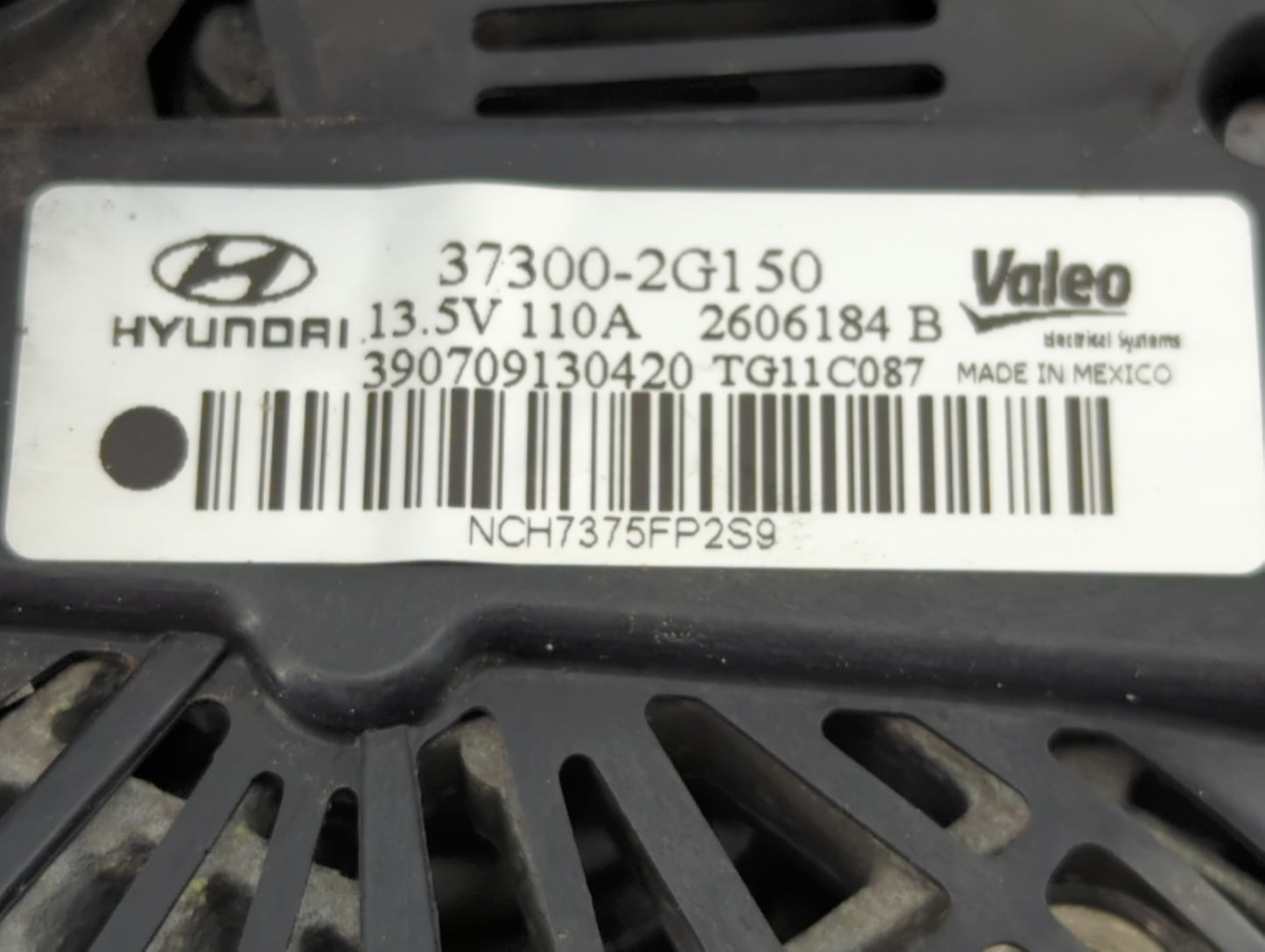 2013 Hyundai Sonata Alternator Replacement Generator Charging Assembly Engine OEM P/N:2606184 B 37300-2G150 Fits OEM Used Au