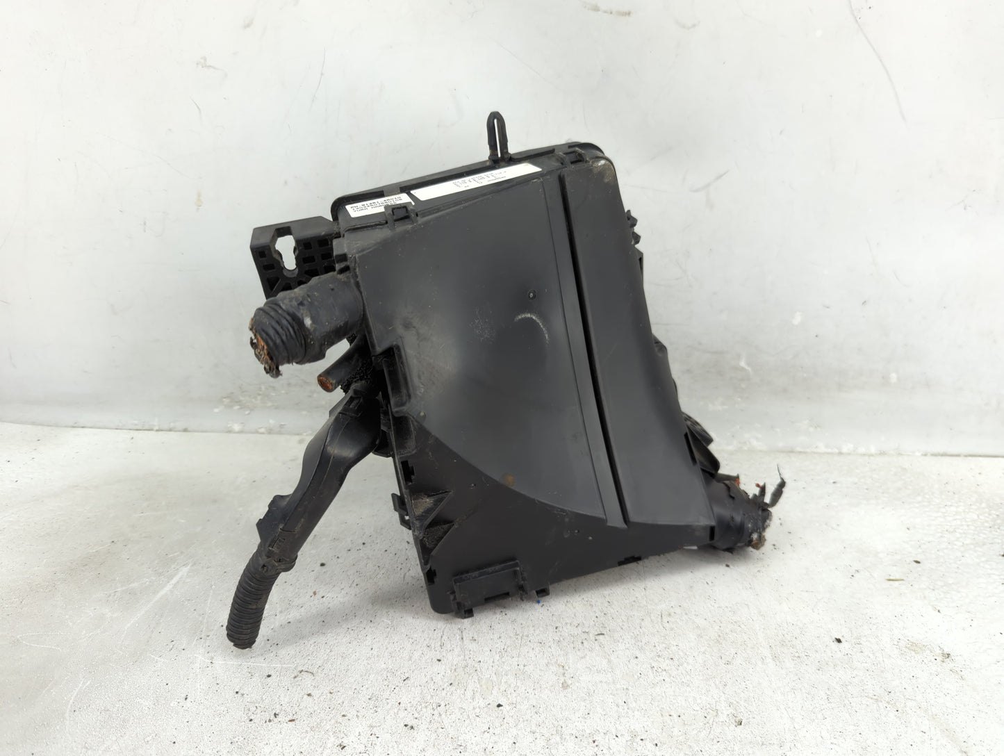 2013-2015 Hyundai Sonata Fusebox Fuse Box Panel Relay Module P/N:18790-01315 Fits Fits 2013 2014 2015 OEM Used Auto Parts -