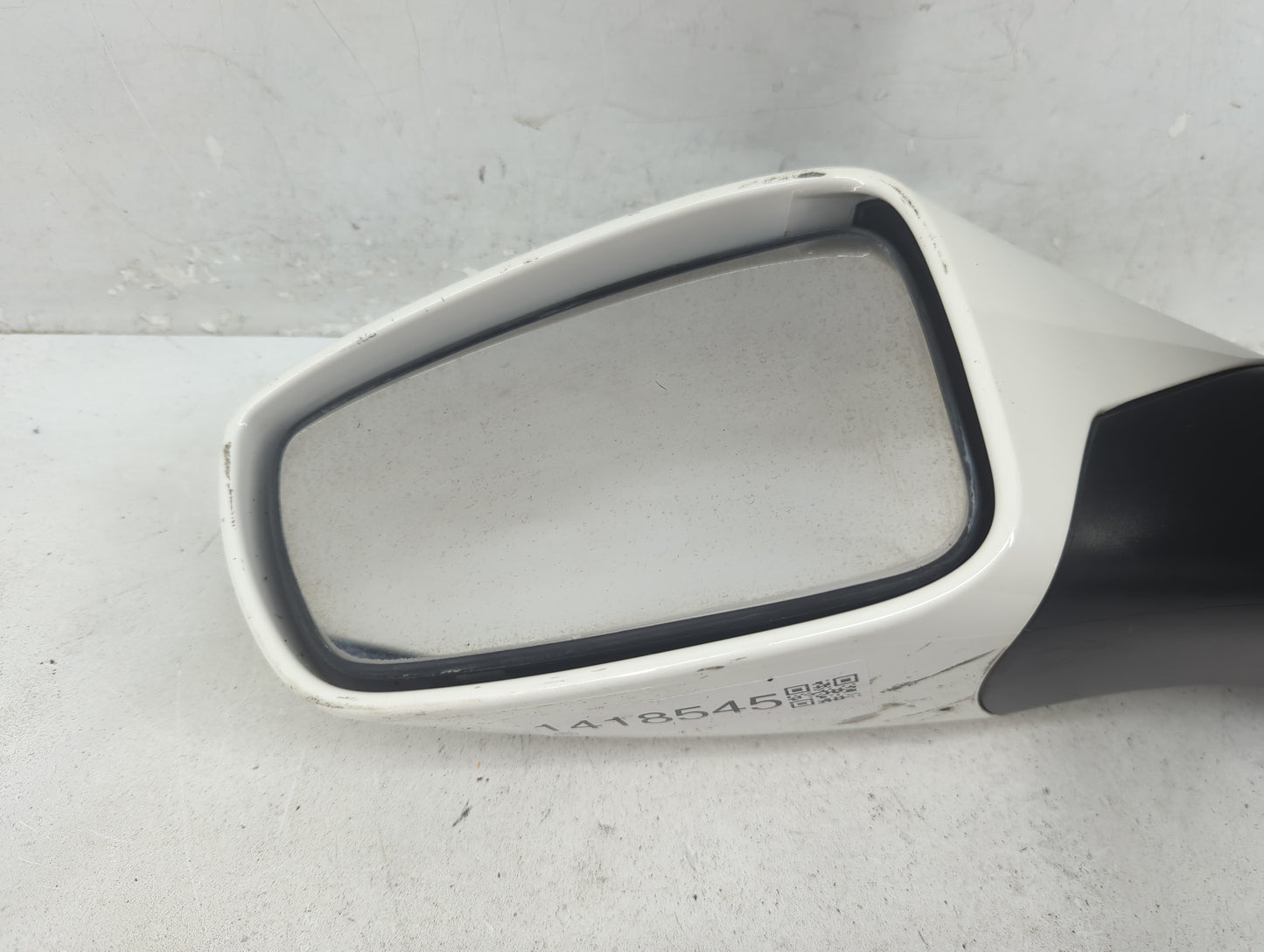 2011-2014 Hyundai Sonata Driver Side View Mirror - Left Door Mirror OEM Used - Oemusedautoparts1.com