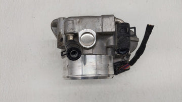 2011-2014 Hyundai Sonata Throttle Body P/N:35100-2G700 Fits Fits 2011 2012 2013 2014 2015 2016 OEM Used Auto Parts