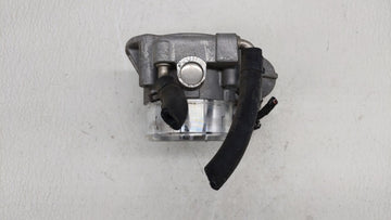 2011-2014 Hyundai Sonata Throttle Body P/N:35100-2G700 Fits Fits 2011 2012 2013 2014 2015 2016 OEM Used Auto Parts