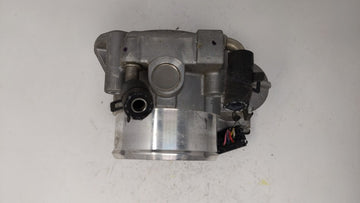 2011-2014 Hyundai Sonata Throttle Body P/N:35100-2G700 Fits Fits 2011 2012 2013 2014 2015 2016 OEM Used Auto Parts