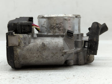 2011-2014 Hyundai Sonata Throttle Body P/N:35100-2G700 Fits Fits 2011 2012 2013 2014 2015 2016 OEM Used Auto Parts