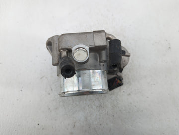 2011-2014 Hyundai Sonata Throttle Body P/N:35100-2G700 Fits Fits 2011 2012 2013 2014 2015 2016 OEM Used Auto Parts