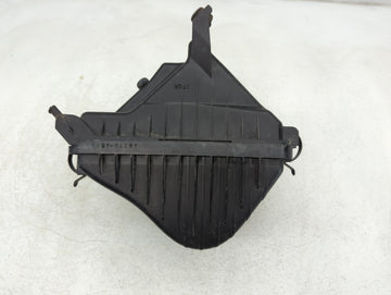 2011-2014 Hyundai Sonata Air Cleaner Intake-duct Hose Tube 677655