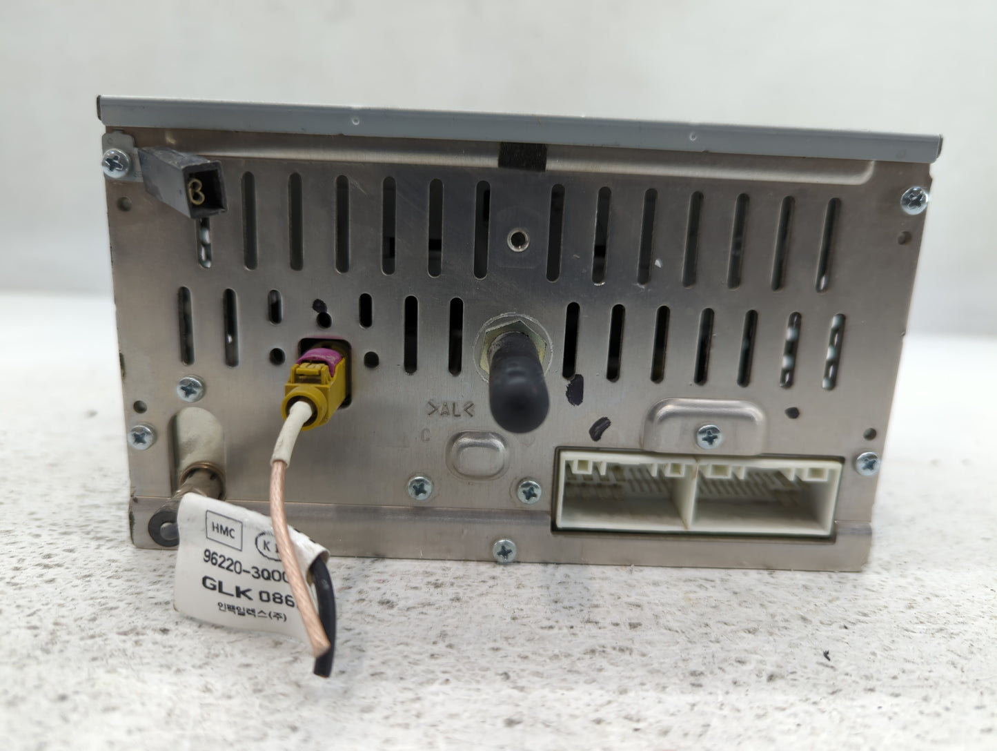 2012-2014 Hyundai Sonata Am Fm Cd Player Radio Receiver - Oemusedautoparts1.com