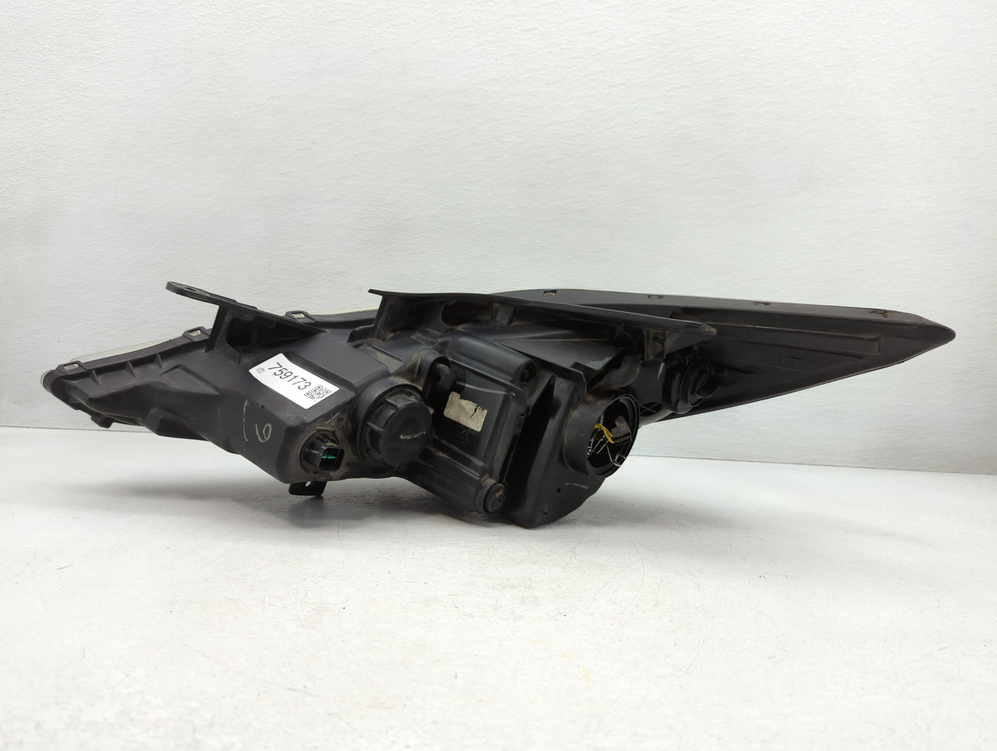 2011-2014 Hyundai Sonata Passenger Right Oem Head Light Headlight Lamp - Oemusedautoparts1.com