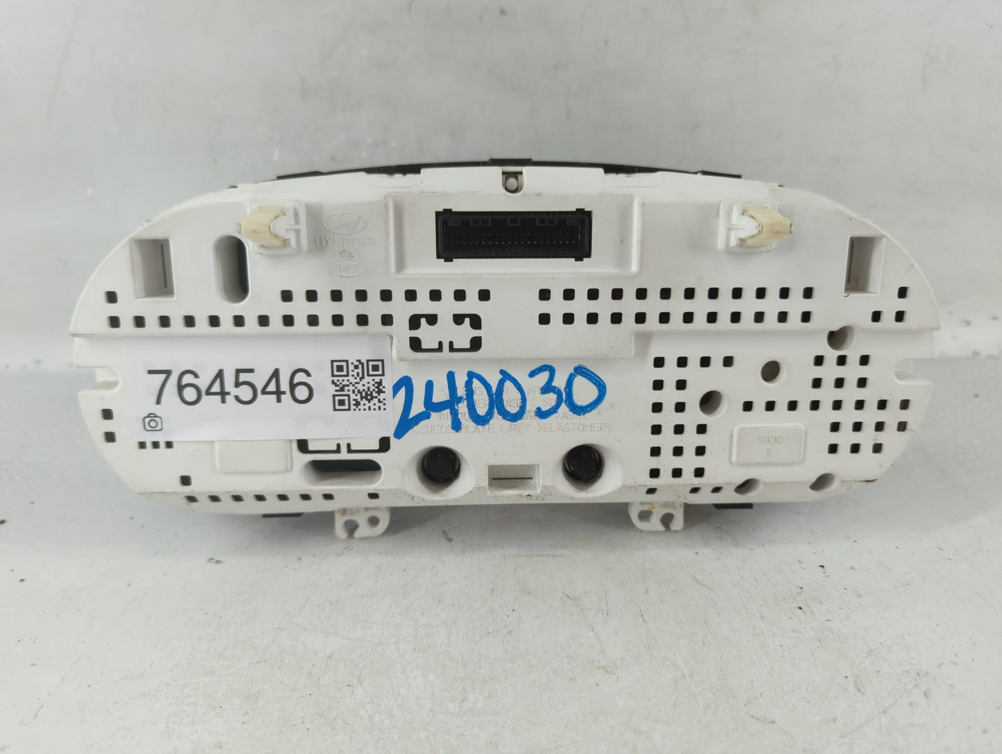 2011-2014 Hyundai Sonata Instrument Cluster Speedometer Gauges P/N:94001-3Q015 Fits Fits 2011 2012 2013 2014 OEM Used Auto P