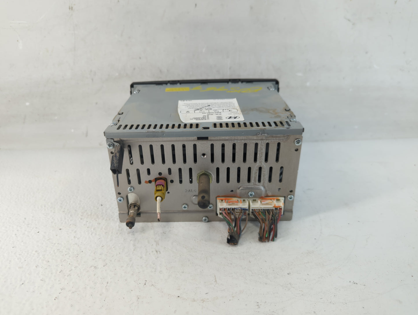 2013-2014 Hyundai Sonata Radio AM FM Cd Player Receiver Replacement P/N:86180-3Q700 Fits Fits 2013 2014 OEM Used Auto Parts