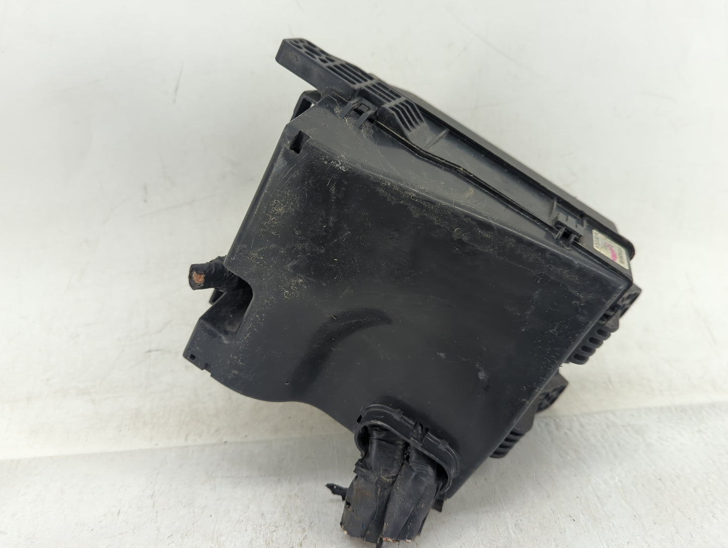 2011-2013 Hyundai Tucson Fusebox Fuse Box Panel Relay Module P/N:91401-2S154 Fits Fits 2011 2012 2013 OEM Used Auto Parts -