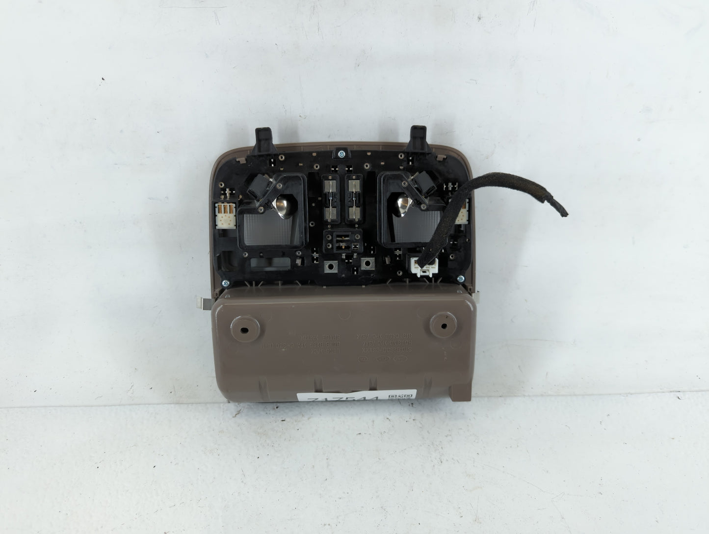 2010-2016 Hyundai Tucson Overhead Roof Console - Oemusedautoparts1.com