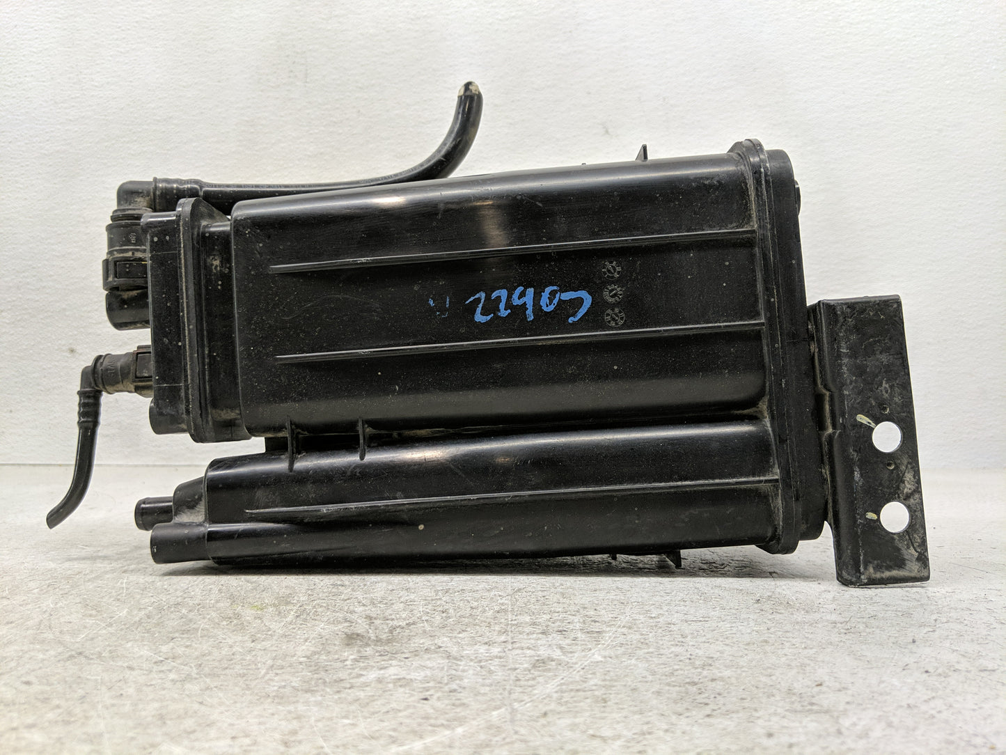 2013 Hyundai Veloster Fuel Vapor Charcoal Canister - Oemusedautoparts1.com