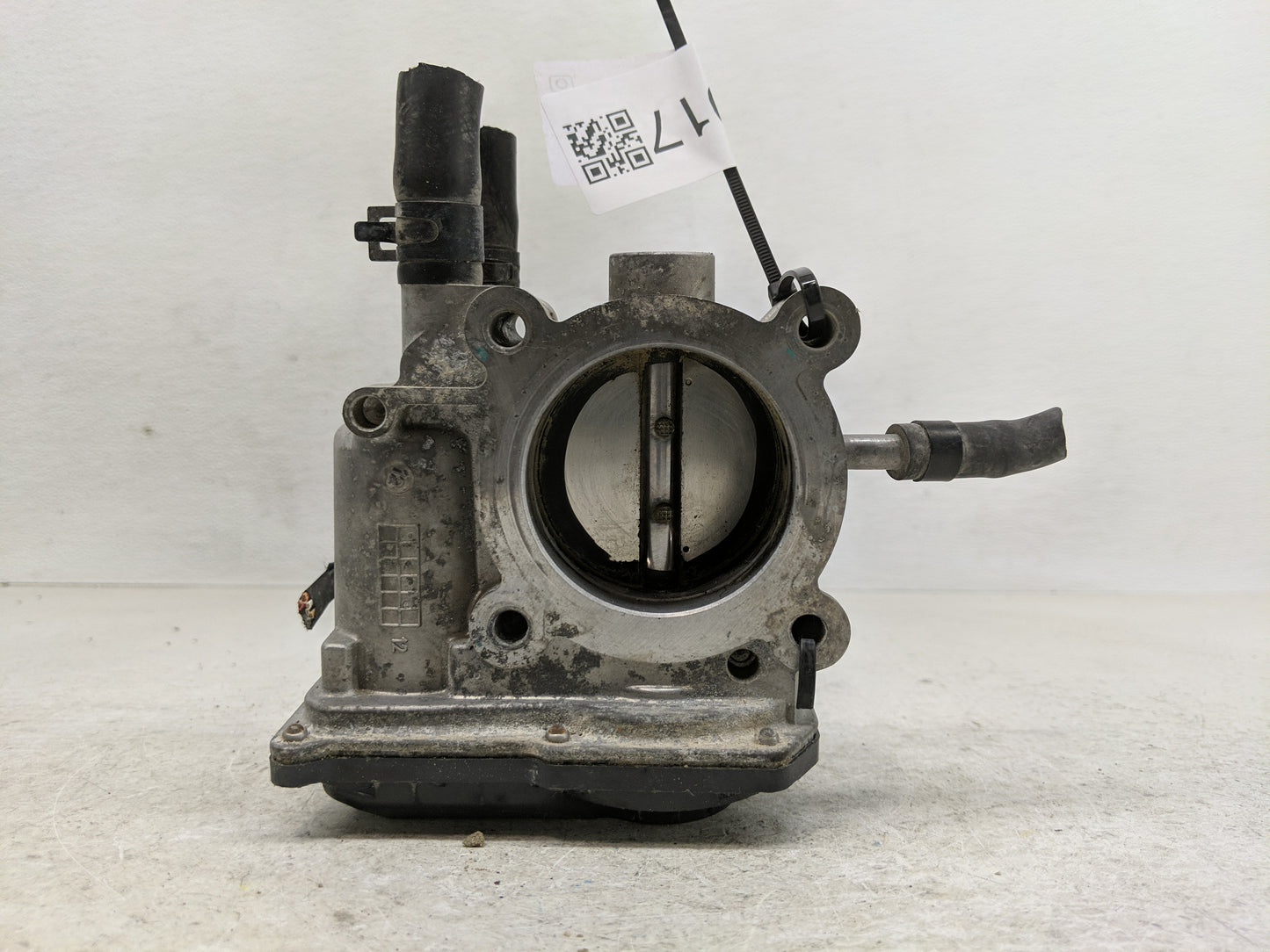 2012-2017 Hyundai Veloster Throttle Body P/N:35100-2B300 Fits Fits 2012 2013 2014 2015 2016 2017 2018 2019 OEM Used Auto Par