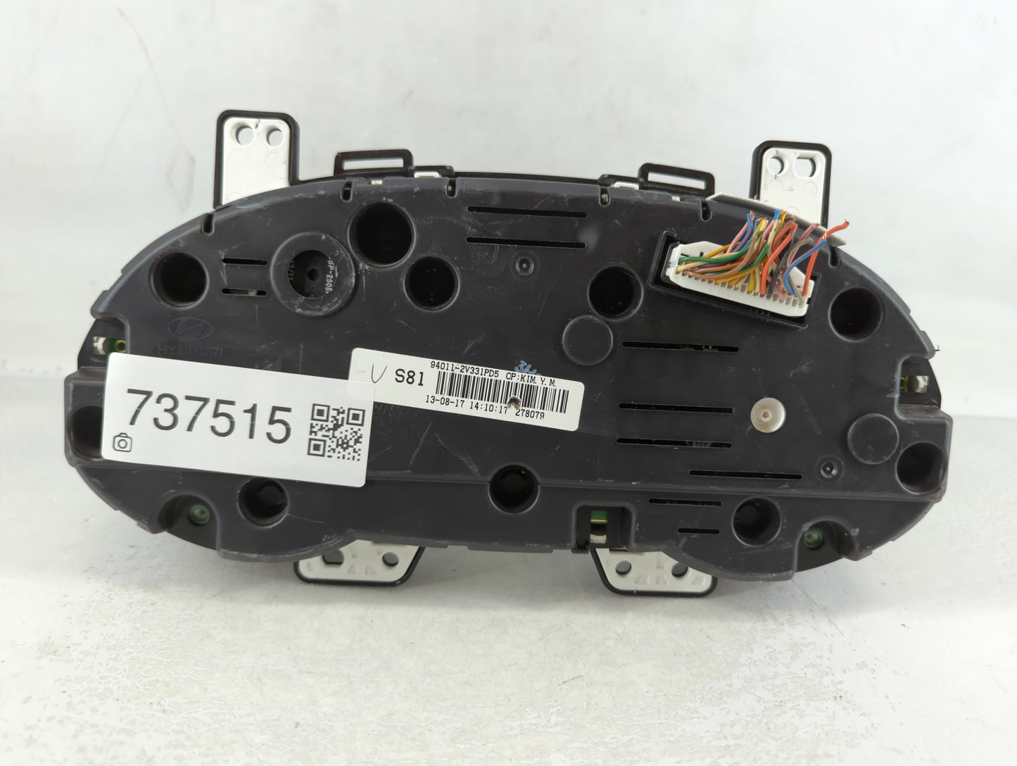 2012-2015 Hyundai Veloster Instrument Cluster Speedometer Gauges P/N:94011-2V331PD5 Fits Fits 2012 2013 2014 2015 OEM Used A