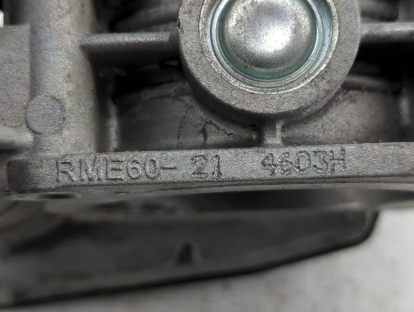 2008-2013 Infiniti G37 Throttle Body P/N:526-02 RME60-16 Fits OEM Used Auto Parts - Oemusedautoparts1.com