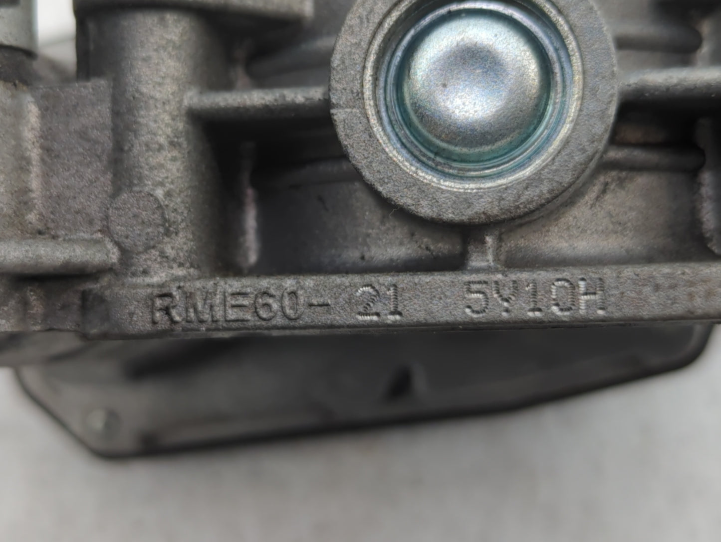 2011-2013 Infiniti M37 Throttle Body Fits Fits 2007 2008 2009 2010 2011 2012 2013 2014 2015 2016 2017 2018 2019 2020 OEM Use