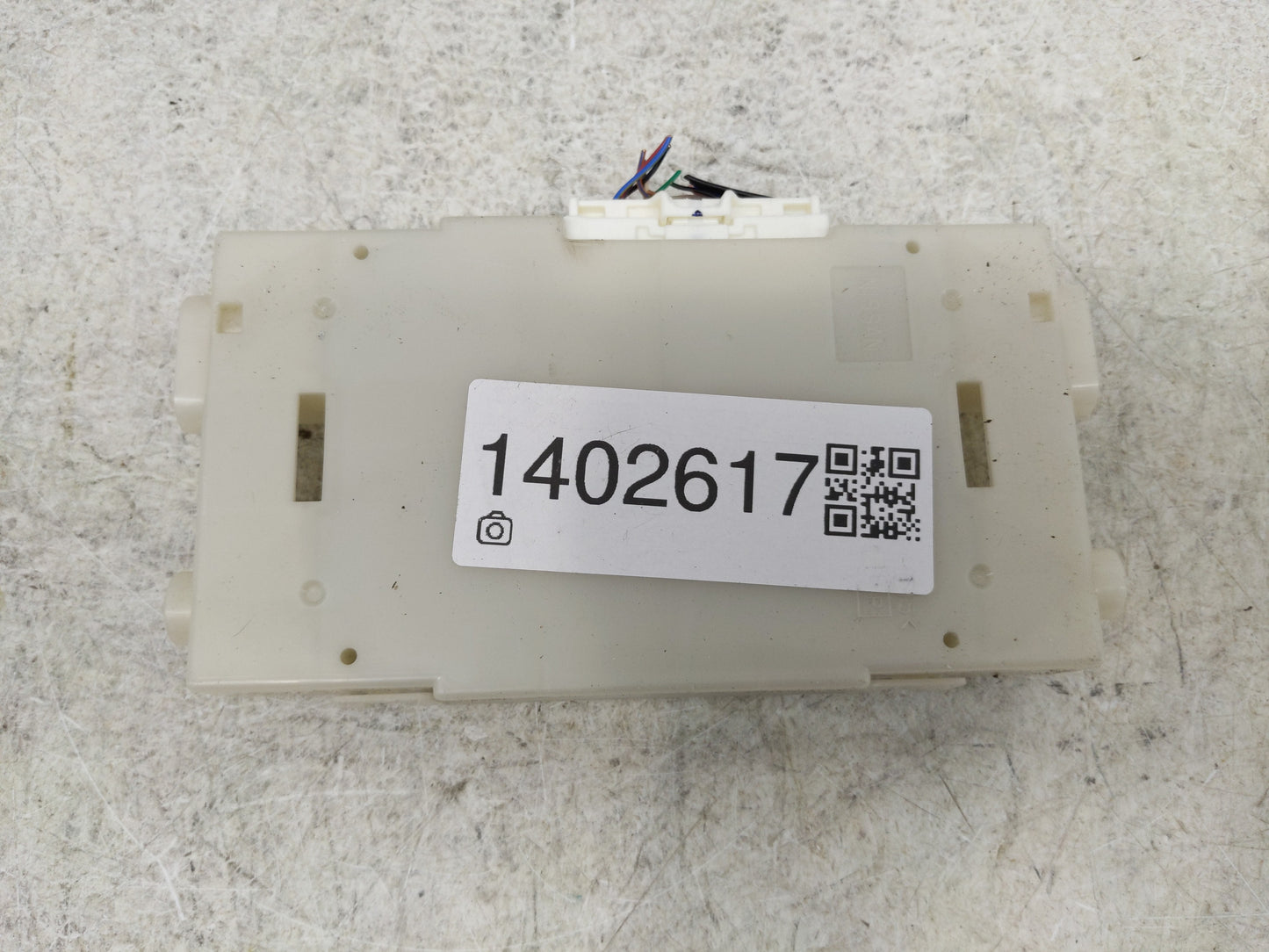 2011-2013 Infiniti Qx56 Radio AM FM Cd Player Receiver Replacement P/N:27760 1ZS2A Fits Fits 2011 2012 2013 2014 2015 2016 2
