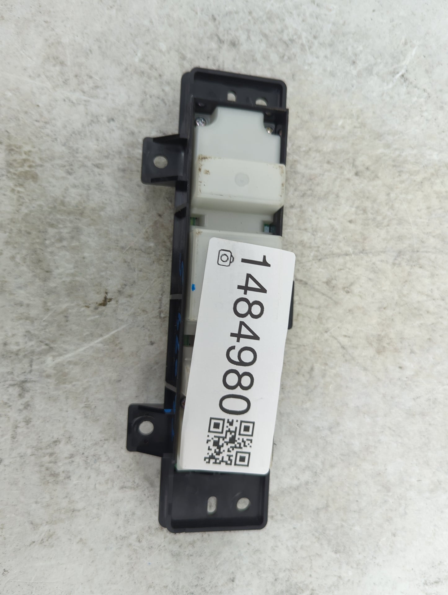 2011-2013 Infiniti Qx56 Climate Control Module Temperature AC/Heater Replacement Fits OEM Used Auto Parts - Oemusedautoparts