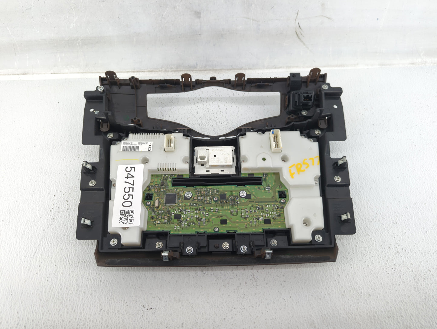 2011-2013 Infiniti Qx56 Radio Control Panel - Oemusedautoparts1.com