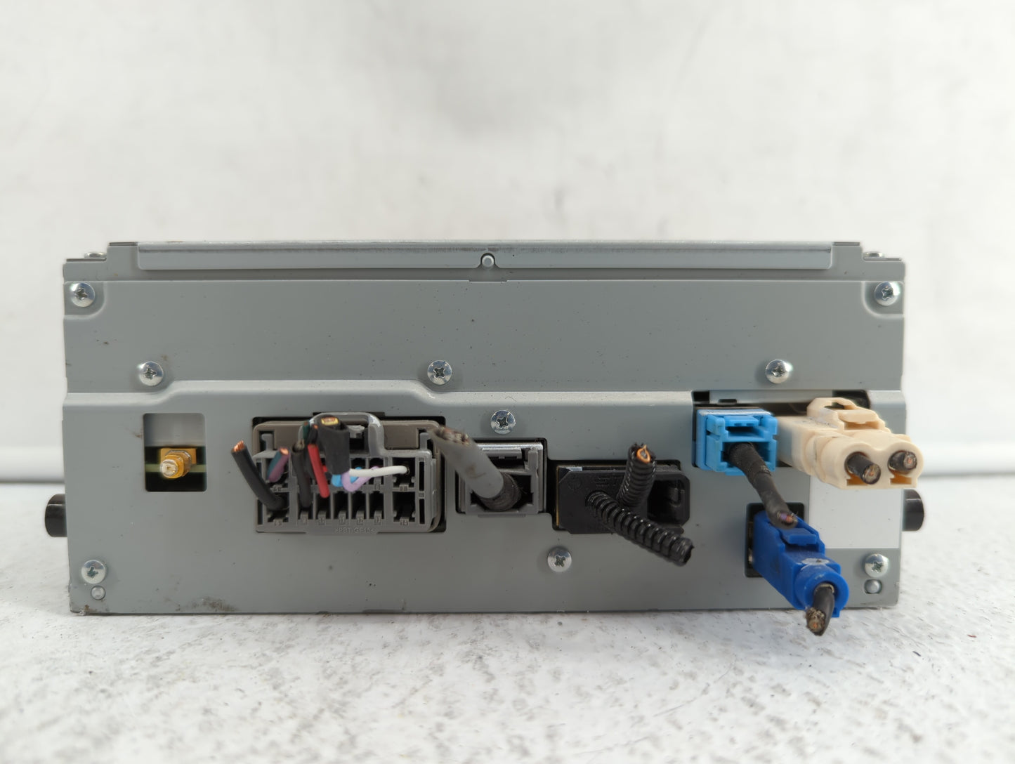 2012-2013 Jaguar Xf Am Fm Cd Player Radio Receiver - Oemusedautoparts1.com