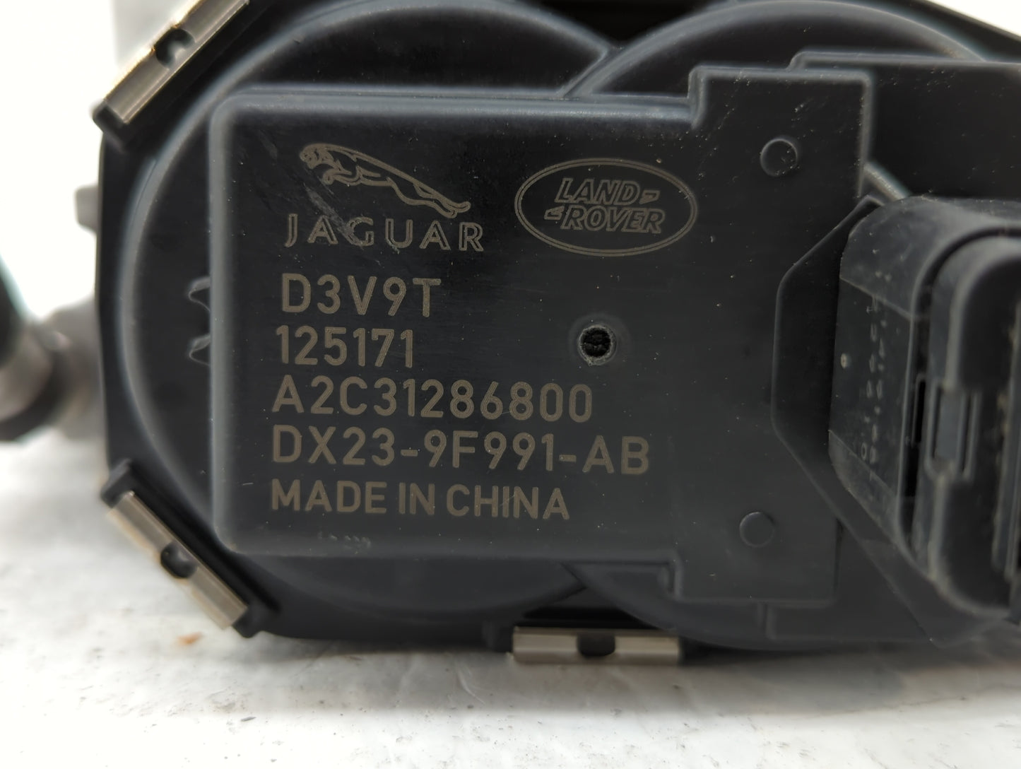 2013-2019 Jaguar Xf Throttle Body P/N:DX23-9F991-AB Fits Fits 2013 2014 2015 2016 2017 2018 2019 2020 OEM Used Auto Parts -