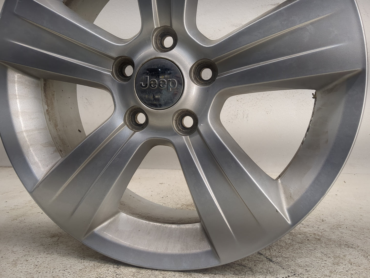 2011-2017 Jeep Compass Oem Wheel Rim - Oemusedautoparts1.com