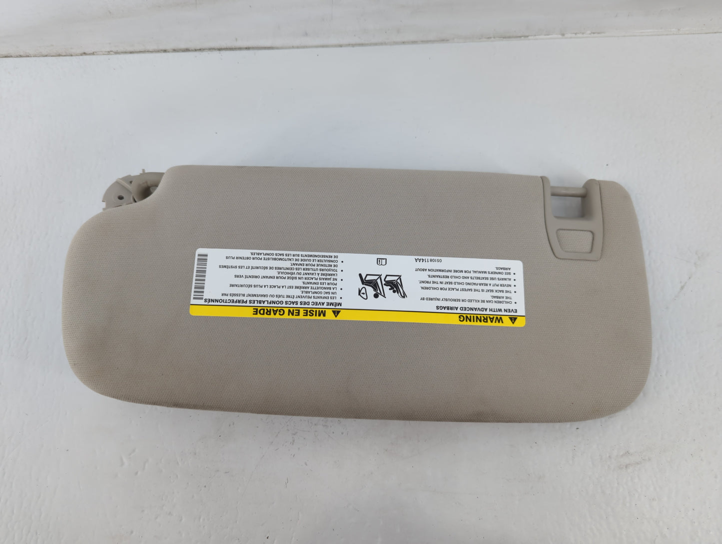 2011-2013 Jeep Grand Cherokee Sun Visor Shade Replacement Passenger Right Mirror Fits OEM Used Auto Parts - Oemusedautoparts