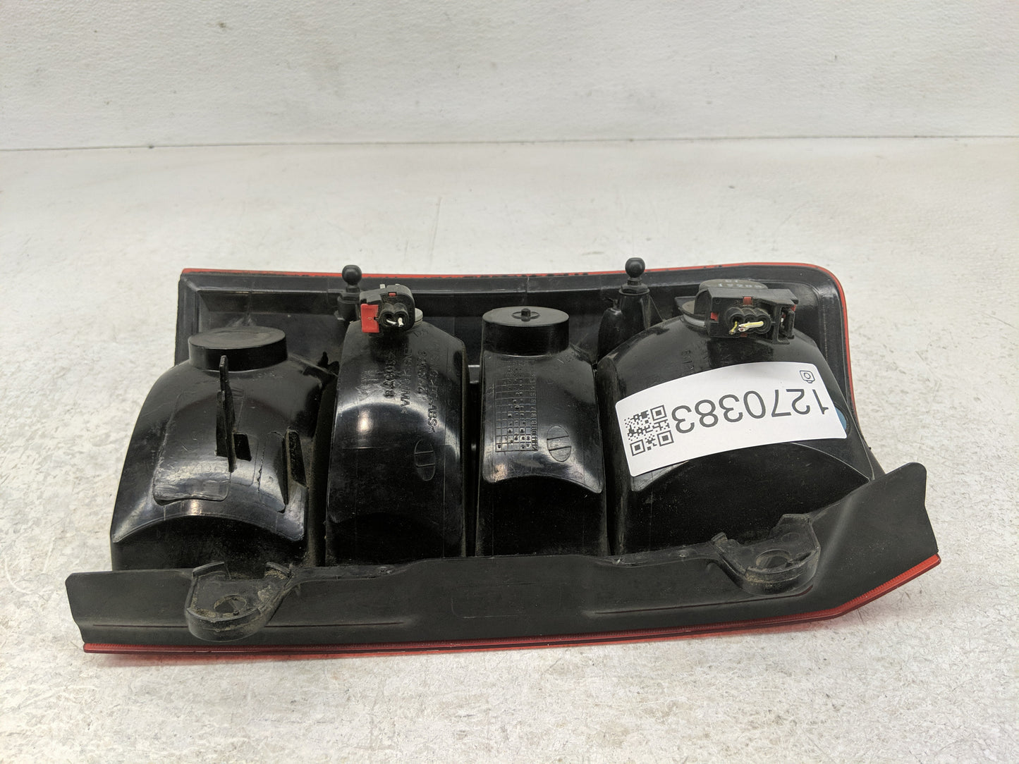 2008-2017 Jeep Patriot Tail Light Assembly Passenger Right OEM Fits Fits 2008 2009 2010 2011 2012 2013 2014 2015 2016 2017 O