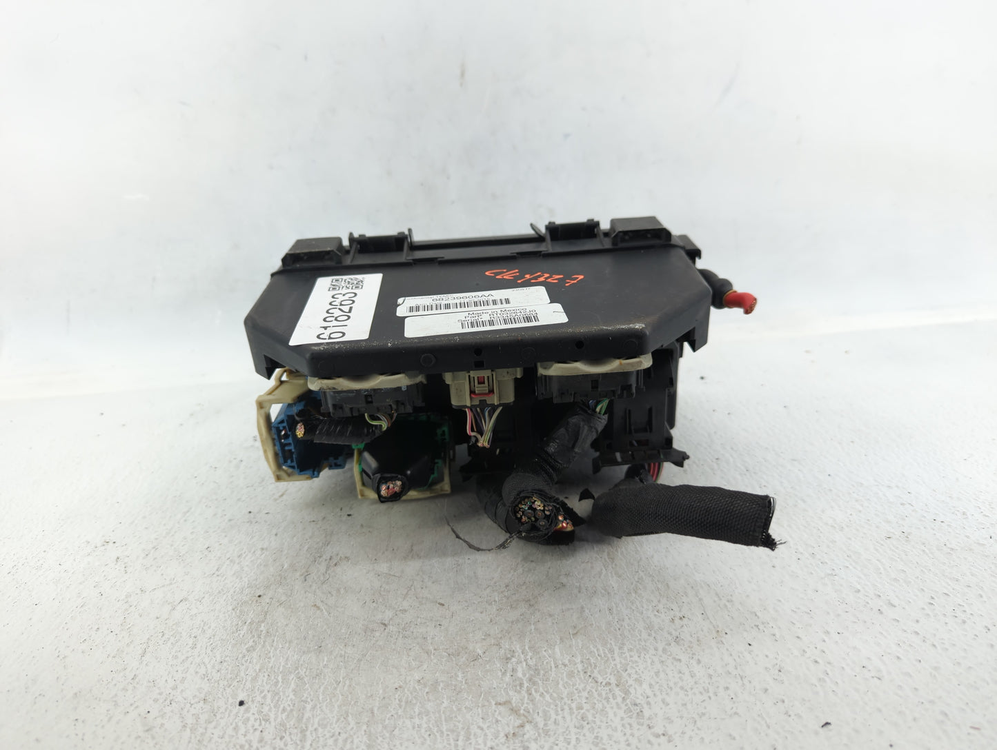 Jeep Wrangler Chassis Control Module Ccm Bcm Body Control - Oemusedautoparts1.com
