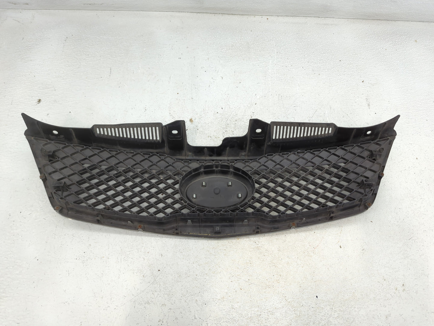 Kia Forte Front Grille Bumper Not Included - Oemusedautoparts1.com