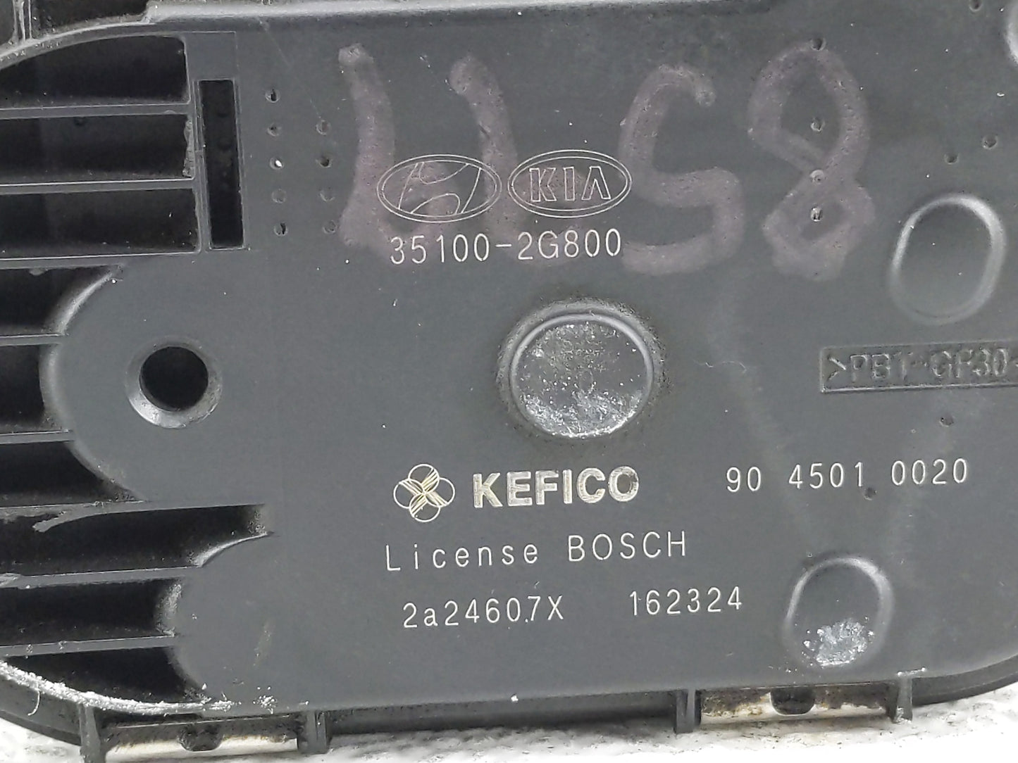 2011-2016 Kia Optima Throttle Body P/N:90 4501 0020 Fits Fits 2011 2012 2013 2014 2015 2016 OEM Used Auto Parts - Oemusedaut