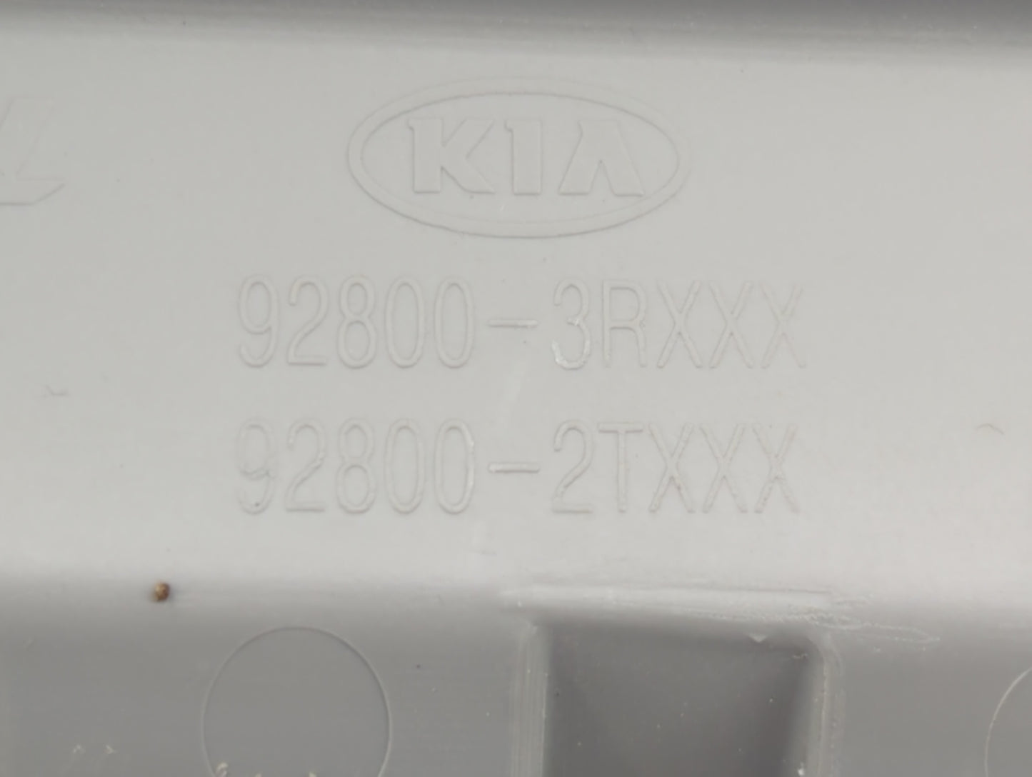 2013 Kia Optima Overhead Roof Console - Oemusedautoparts1.com