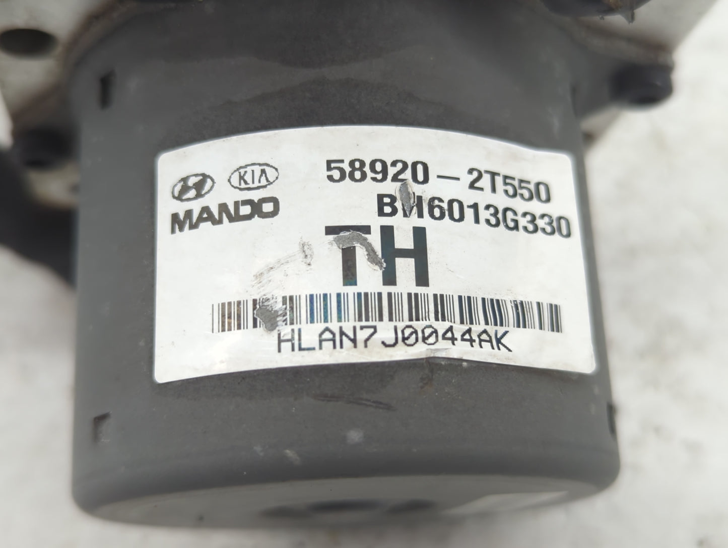 2011-2013 Kia Optima ABS Pump Control Module Replacement P/N:58920-2T550 Fits Fits 2011 2012 2013 OEM Used Auto Parts - Oemu