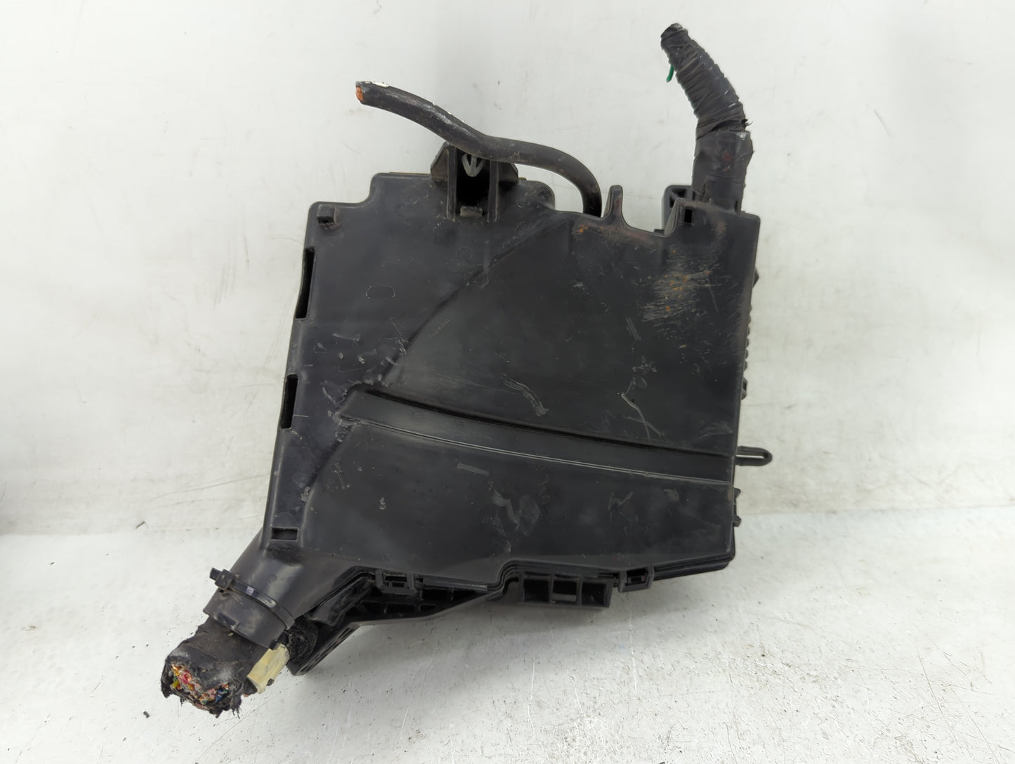 2011-2013 Kia Optima Fusebox Fuse Box Panel Relay Module P/N:912004C070QB Fits Fits 2011 2012 2013 OEM Used Auto Parts - Oem