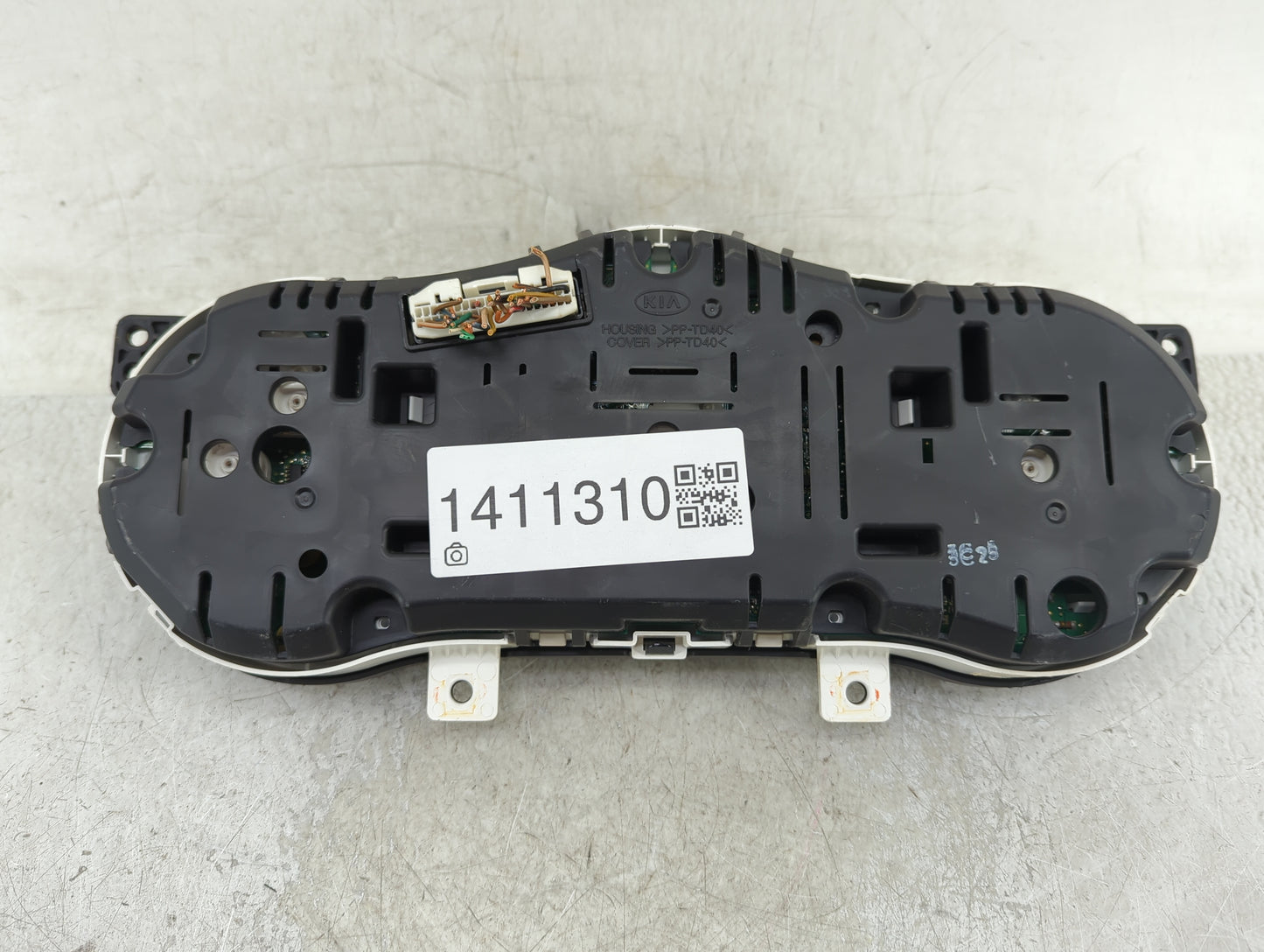 2012-2013 Kia Optima Instrument Cluster Speedometer Gauges Fits Fits 2012 2013 OEM Used Auto Parts - Oemusedautoparts1.com