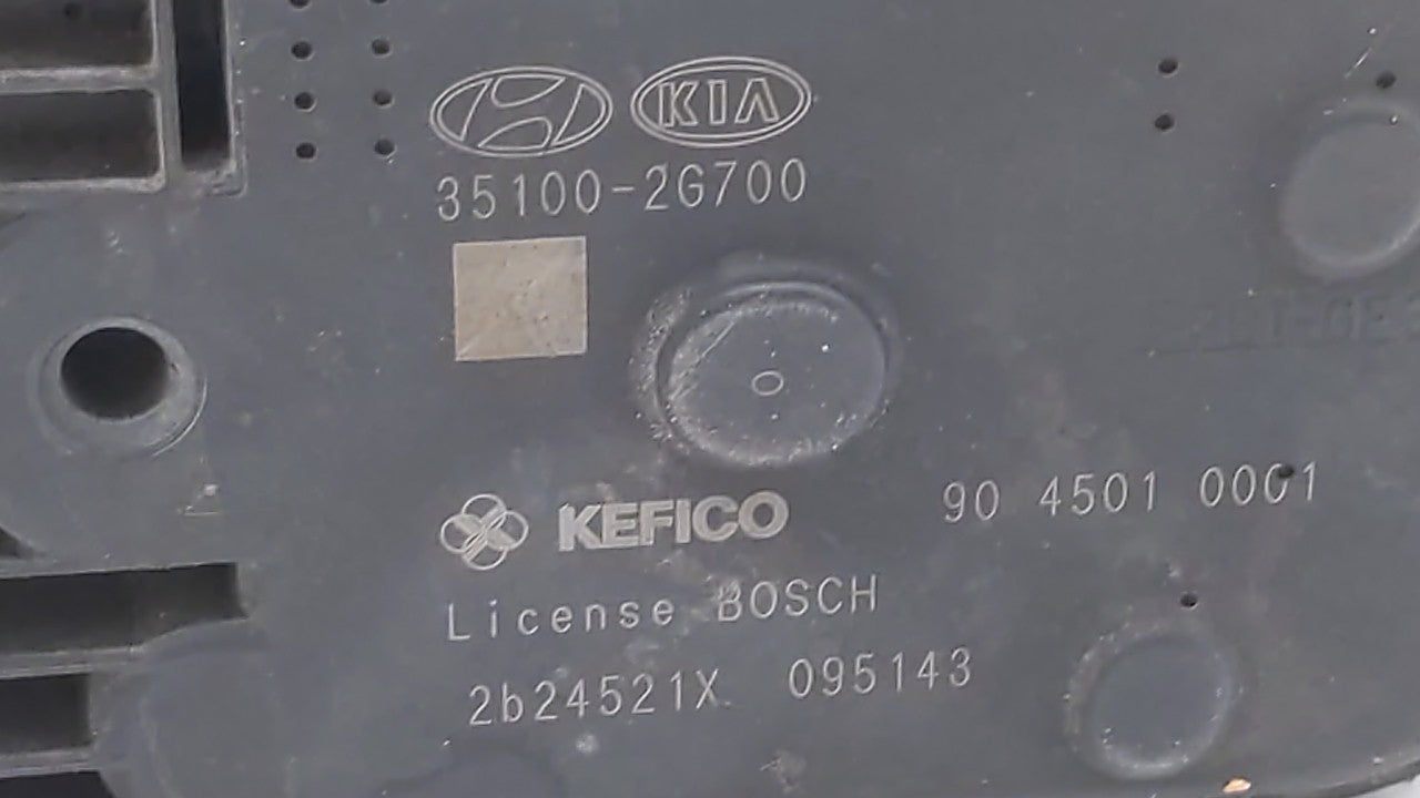 2013 Kia Optima Throttle Body P/N:35100-2G700 Fits OEM Used Auto Parts - Oemusedautoparts1.com