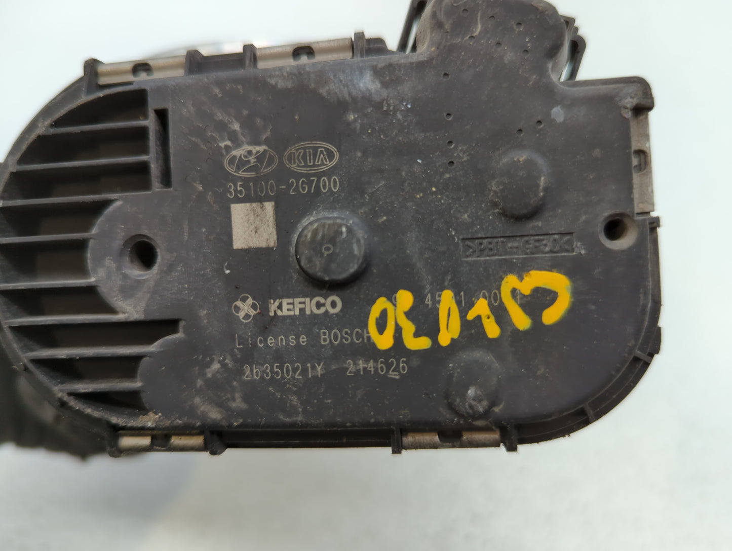 2011-2015 Kia Optima Throttle Body P/N:35100-2G700 Fits Fits 2011 2012 2013 2014 2015 2016 OEM Used Auto Parts - Oemusedauto