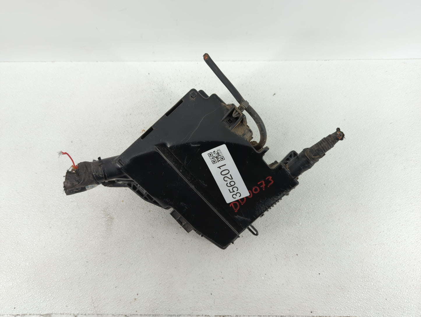 2011-2013 Kia Optima Fusebox Fuse Box Panel Relay Module P/N:VS912004C091QC VS912004C010QA Fits Fits 2011 2012 2013 OEM Used